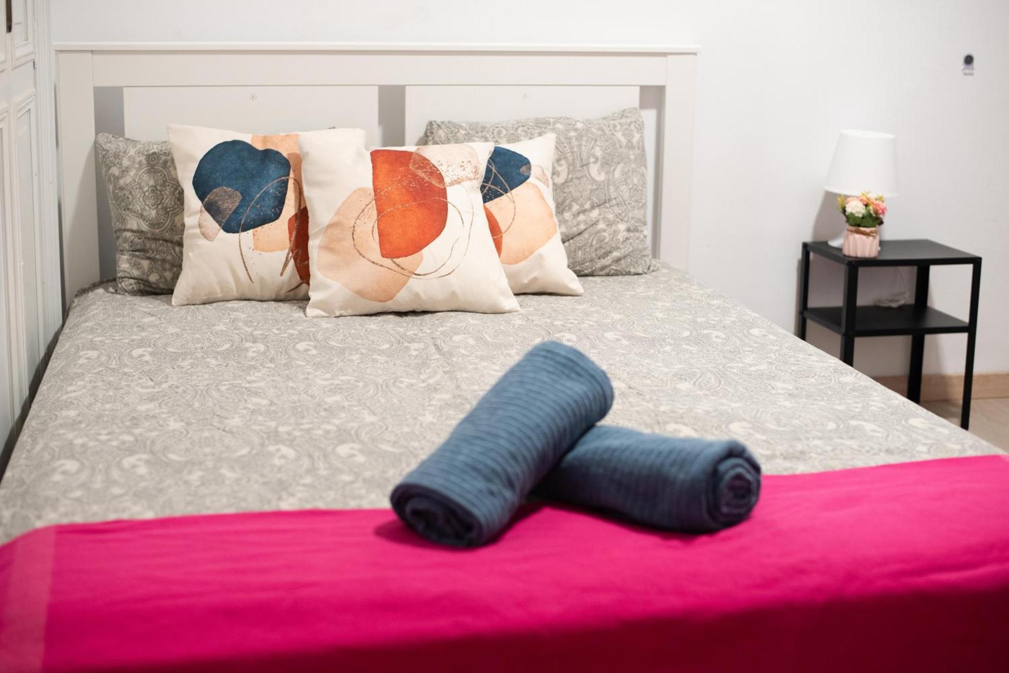 Nice Room By Eixample Барселона Экстерьер фото